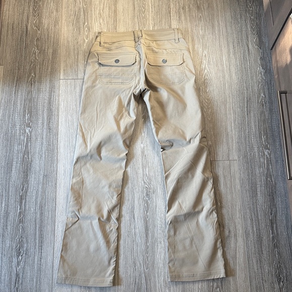 Prana khaki Zion hiking pant. Size 2 - Picture 2 of 8